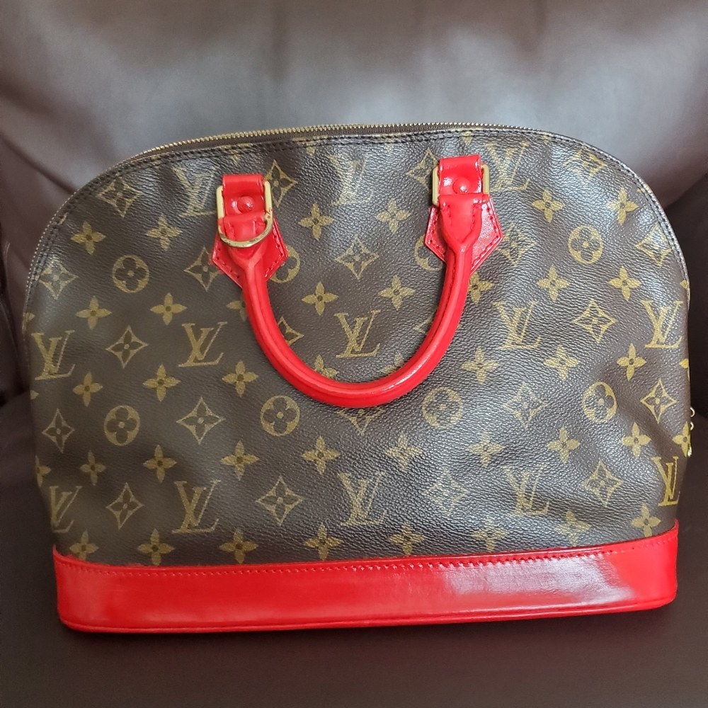 Louis Vuitton Alma PM